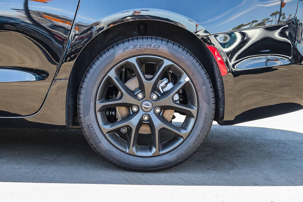 Thumbnail: 2026 Chrysler Pacifica - 20