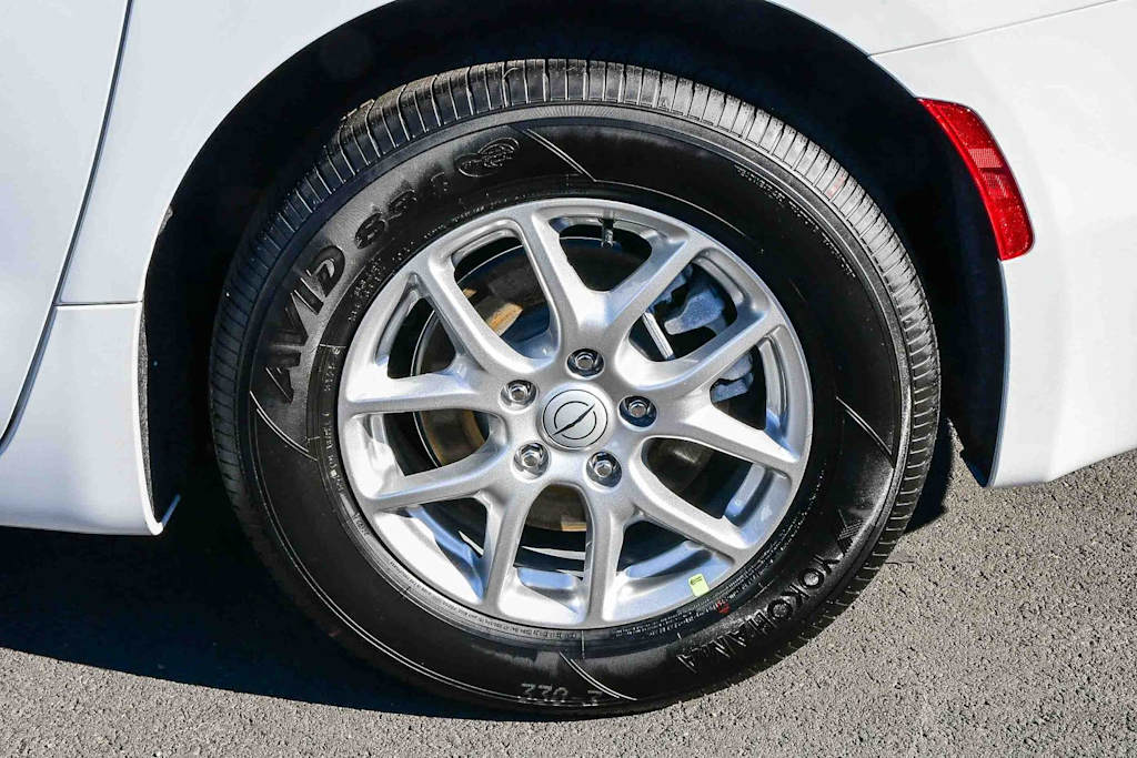 Thumbnail: 2026 Chrysler Pacifica - 20