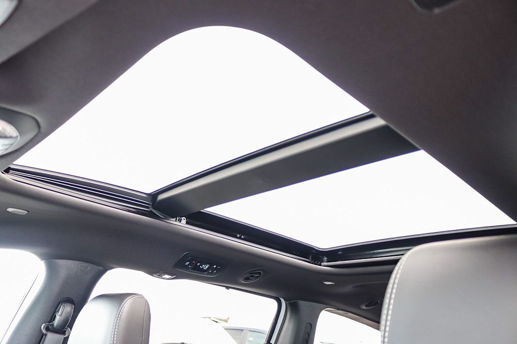 Thumbnail: 2026 Chrysler Pacifica - 24