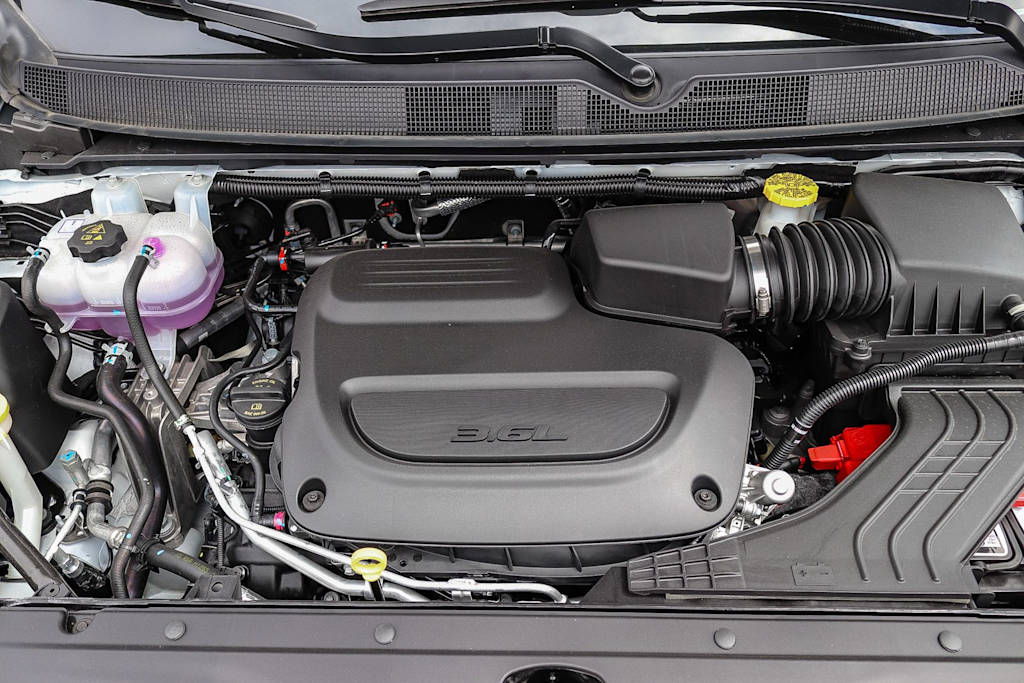 Thumbnail: 2026 Chrysler Pacifica - 7