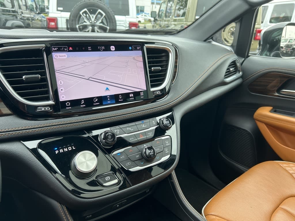 2021 Chrysler Pacifica Hybrid Pinnacle 46