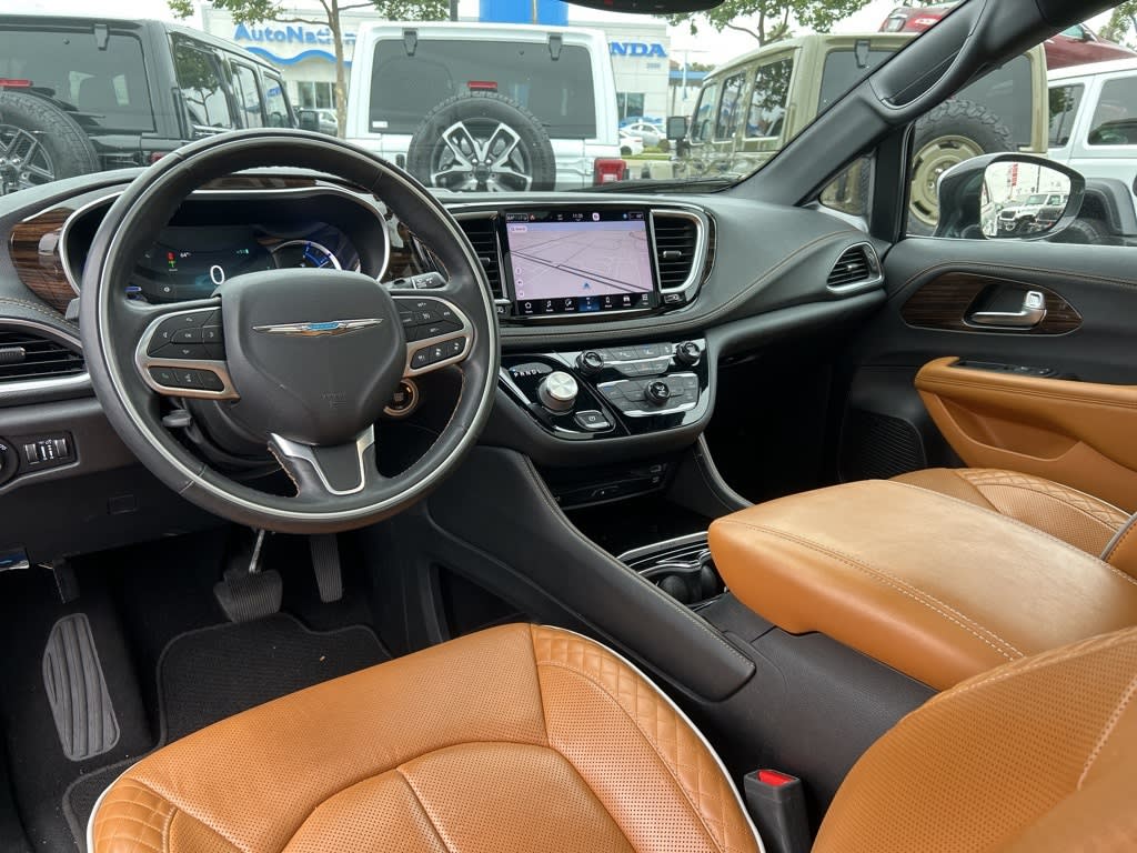 2021 Chrysler Pacifica Hybrid Pinnacle 9