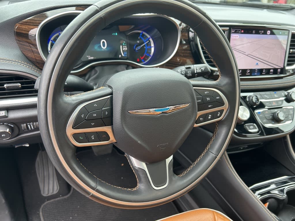 2021 Chrysler Pacifica Hybrid Pinnacle 13