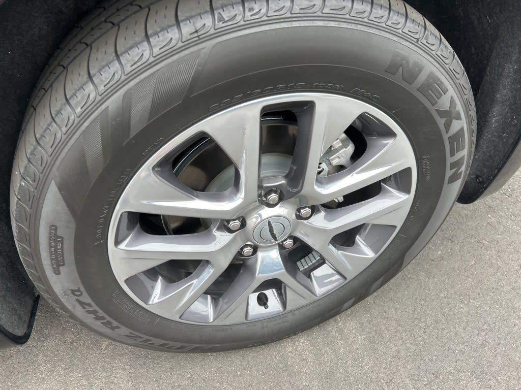 2021 Chrysler Pacifica Hybrid Pinnacle 27