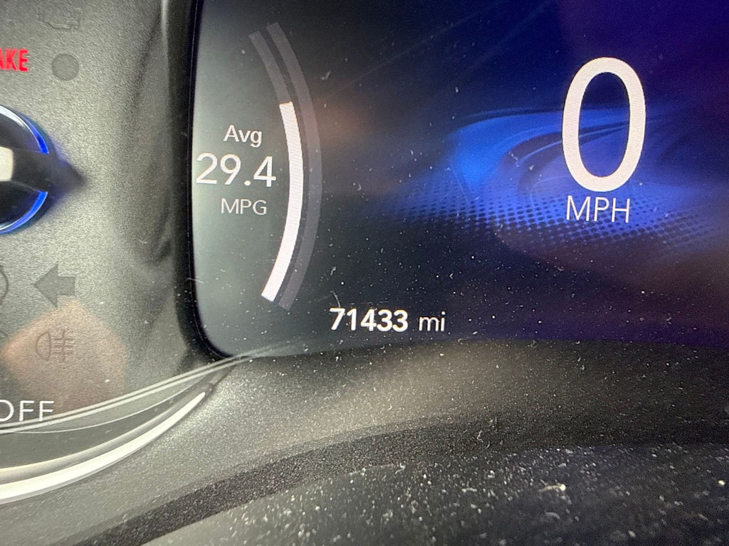 Thumbnail: 2023 Chrysler Pacifica - 9