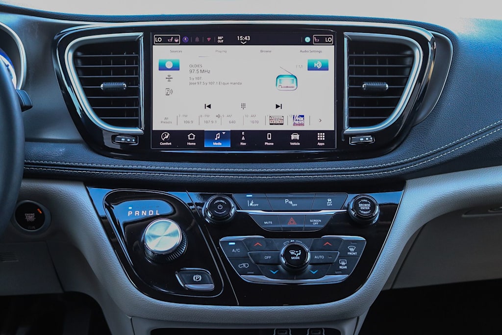 Thumbnail: 2024 Chrysler Pacifica - 13