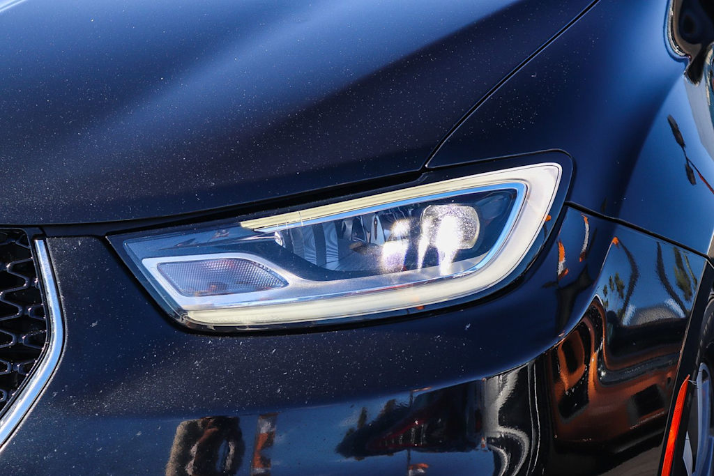 Thumbnail: 2023 Chrysler Pacifica - 19