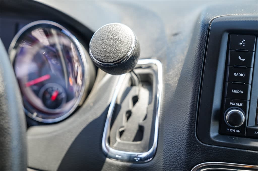 Thumbnail: 2019 Dodge Grand Caravan - 22