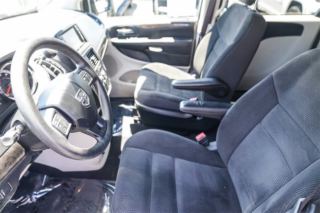 Thumbnail: 2019 Dodge Grand Caravan - 10