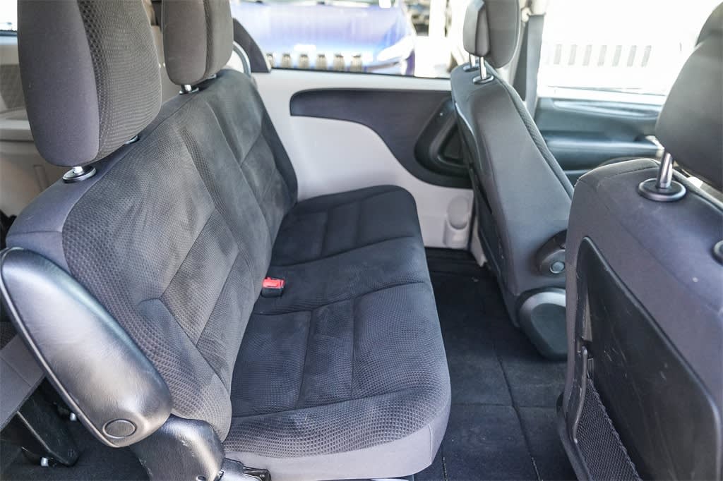 Thumbnail: 2019 Dodge Grand Caravan - 11