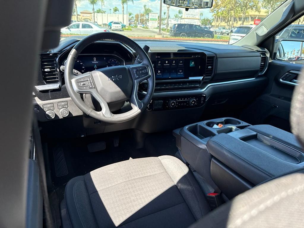 Thumbnail: 2026 Chevrolet Silverado 1500 - 2