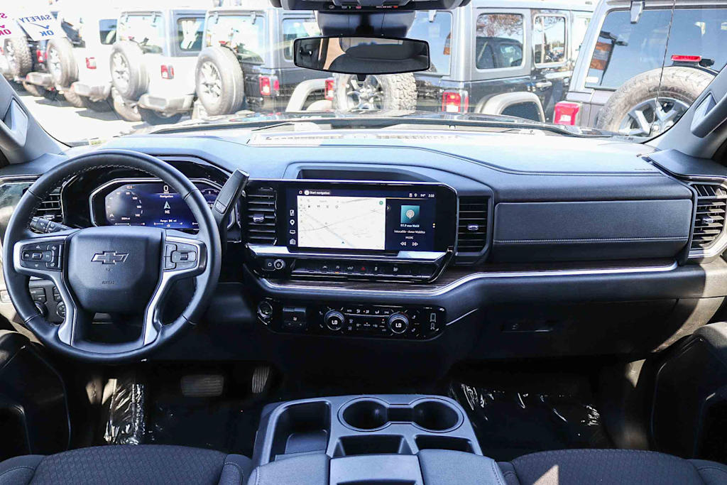 Thumbnail: 2026 Chevrolet Silverado 1500 - 2