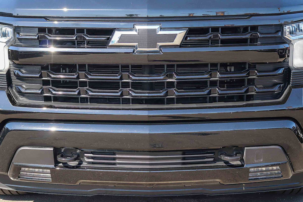 Thumbnail: 2026 Chevrolet Silverado 1500 - 20