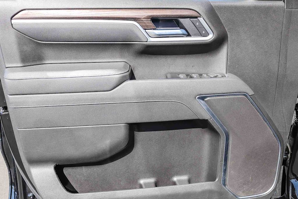 Thumbnail: 2026 Chevrolet Silverado 1500 - 24