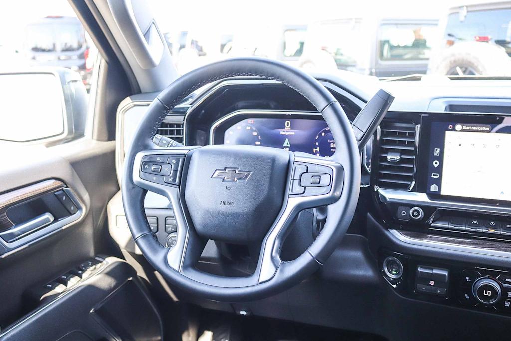 Thumbnail: 2026 Chevrolet Silverado 1500 - 7