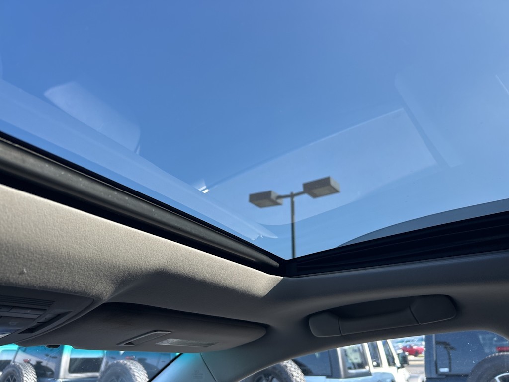 Thumbnail: 2012 Lexus RX - 40