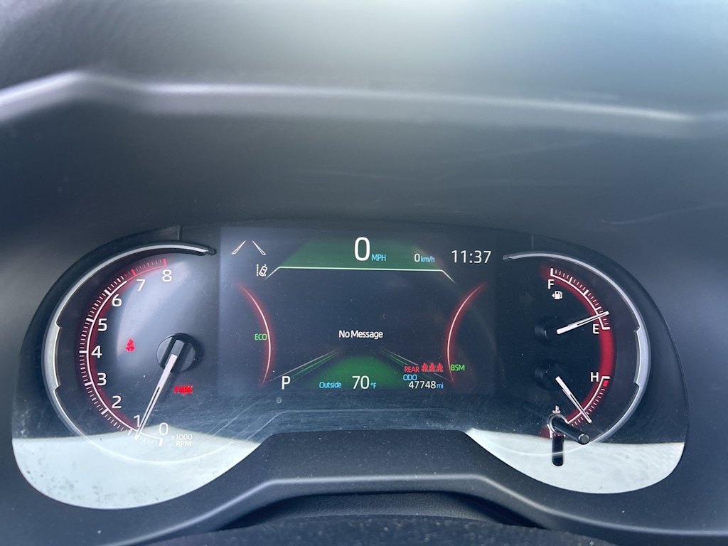 Thumbnail: 2023 Toyota RAV4 - 15