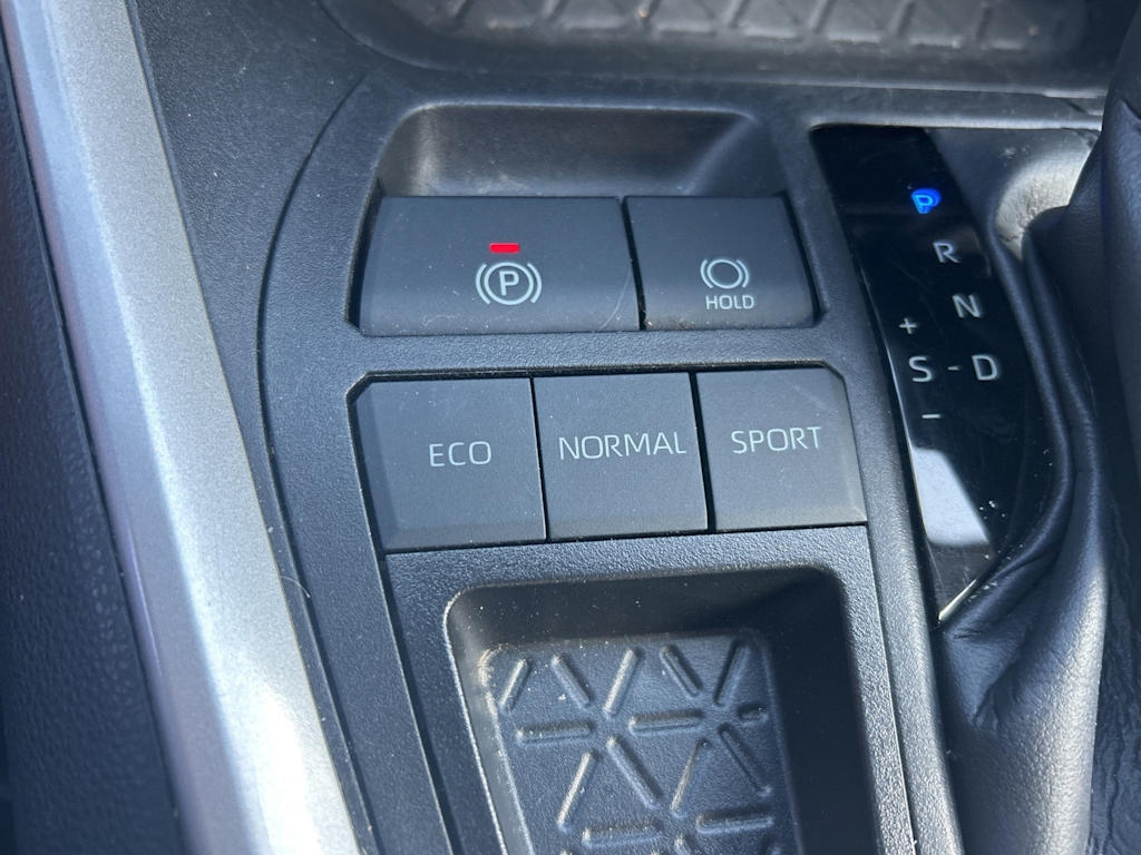 Thumbnail: 2023 Toyota RAV4 - 38