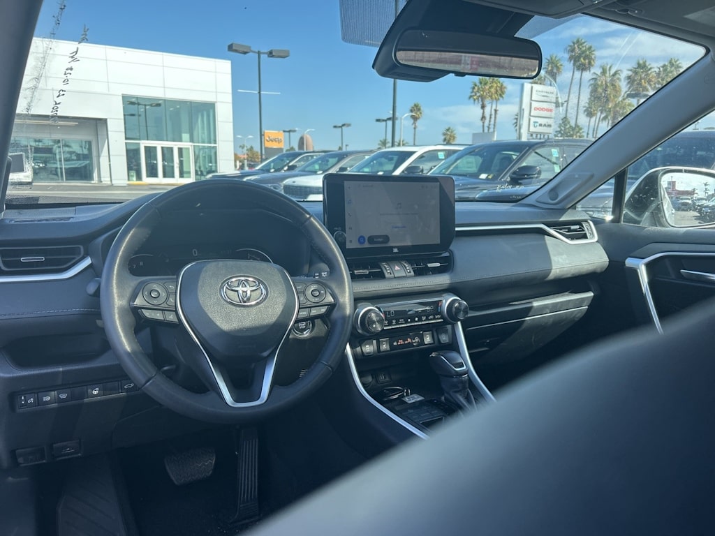 Thumbnail: 2023 Toyota RAV4 - 9