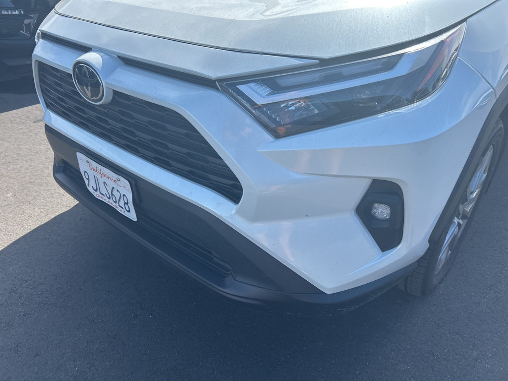 Thumbnail: 2023 Toyota RAV4 - 21