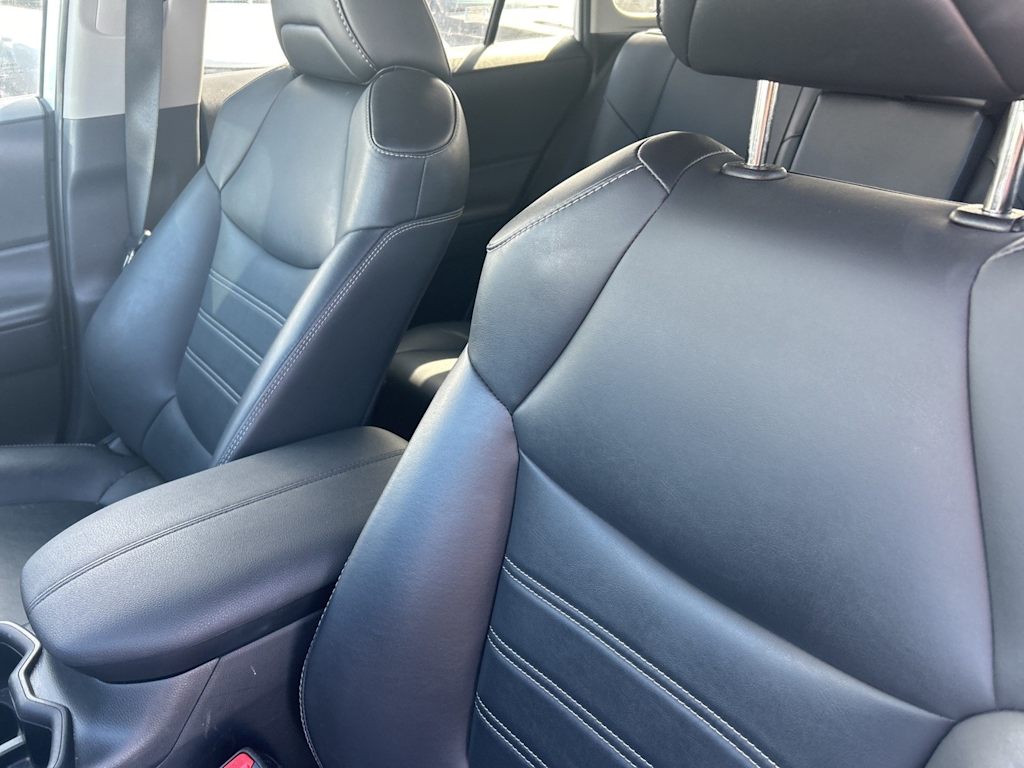 Thumbnail: 2023 Toyota RAV4 - 10