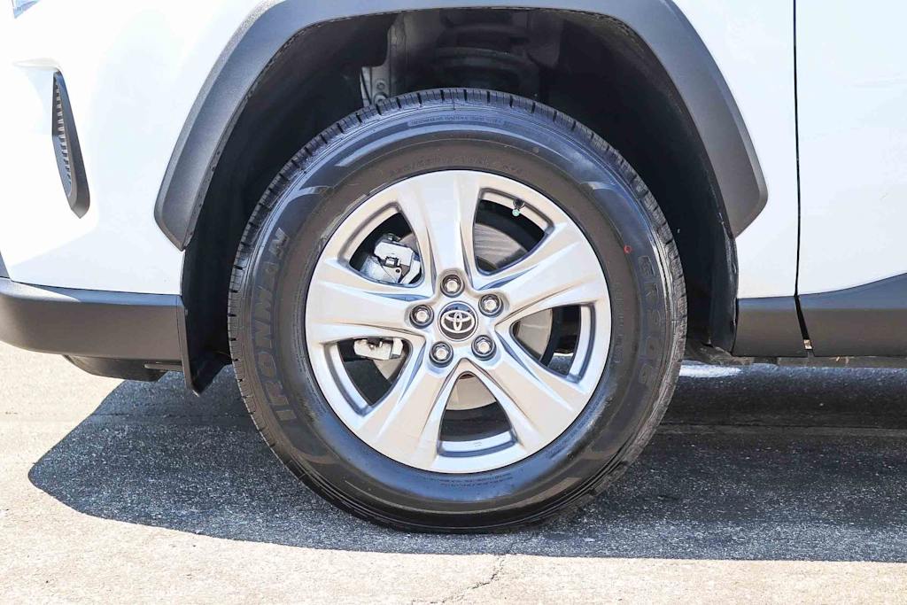 Thumbnail: 2025 Toyota RAV4 - 5