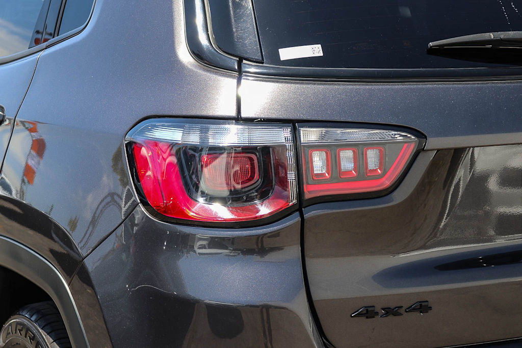Thumbnail: 2022 Jeep Compass - 20