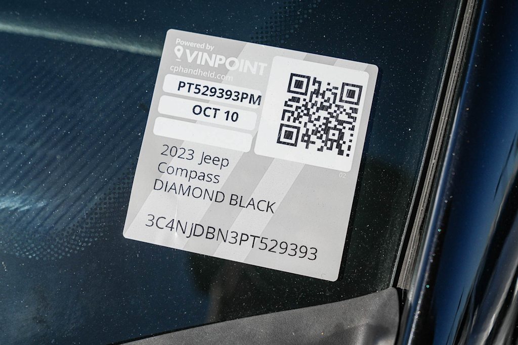 Thumbnail: 2023 Jeep Compass - 16