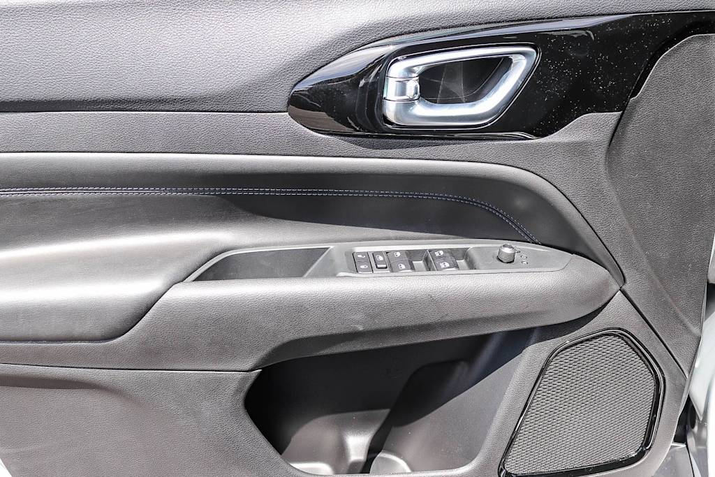 Thumbnail: 2026 Jeep Compass - 23