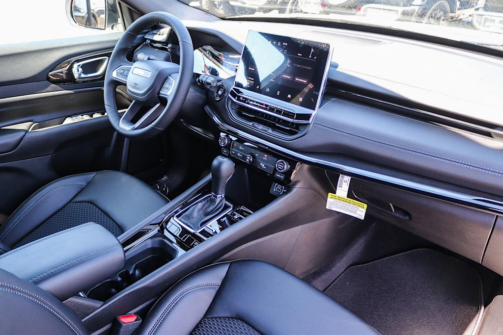 Thumbnail: 2026 Jeep Compass - 10
