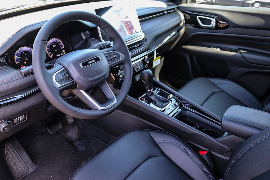 Thumbnail: 2026 Jeep Compass - 11