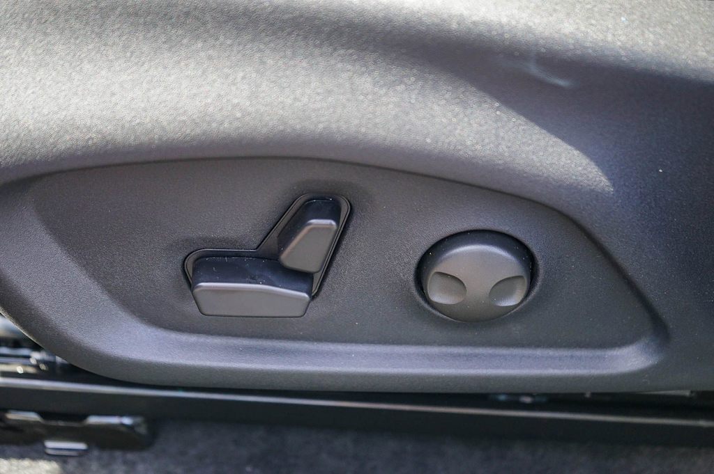 Thumbnail: 2026 Jeep Compass - 23