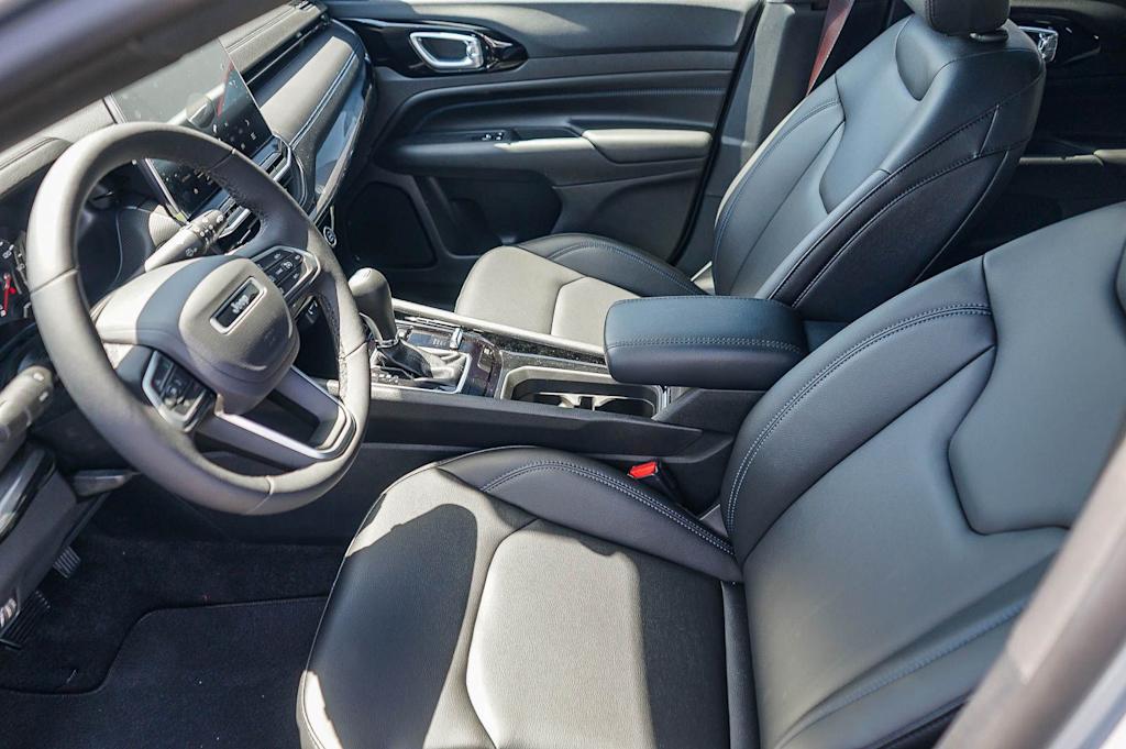 Thumbnail: 2026 Jeep Compass - 10
