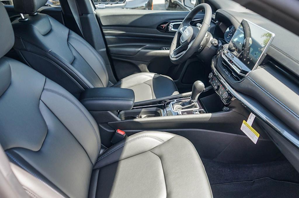 Thumbnail: 2026 Jeep Compass - 9