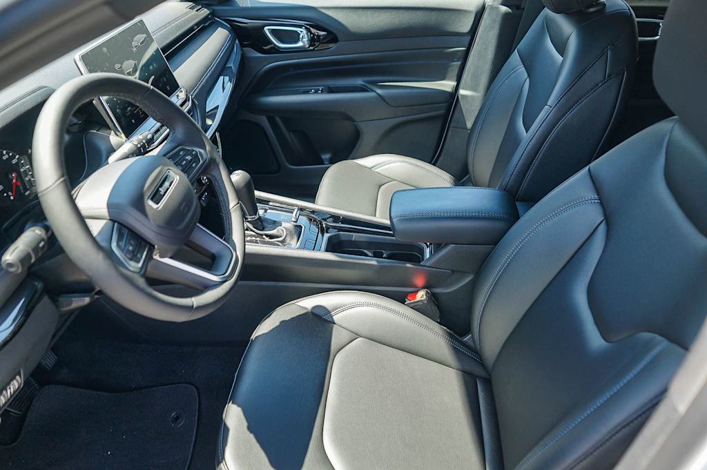 Thumbnail: 2026 Jeep Compass - 10