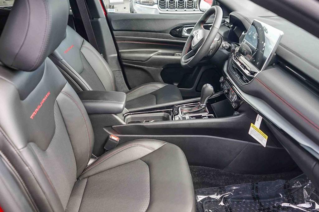Thumbnail: 2026 Jeep Compass - 9
