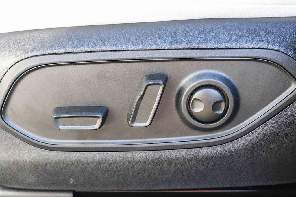 Thumbnail: 2026 Jeep Cherokee - 24