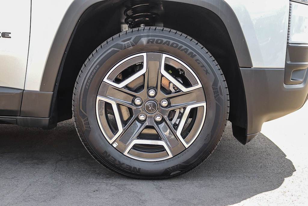 Thumbnail: 2026 Jeep Cherokee - 6