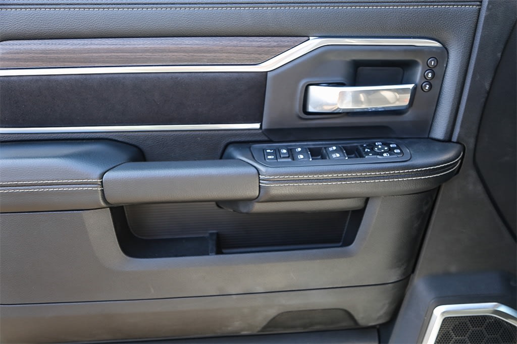 2025 RAM 3500 Laramie 23