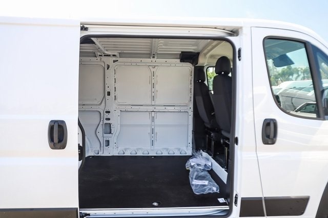 2024 RAM ProMaster 1500 27