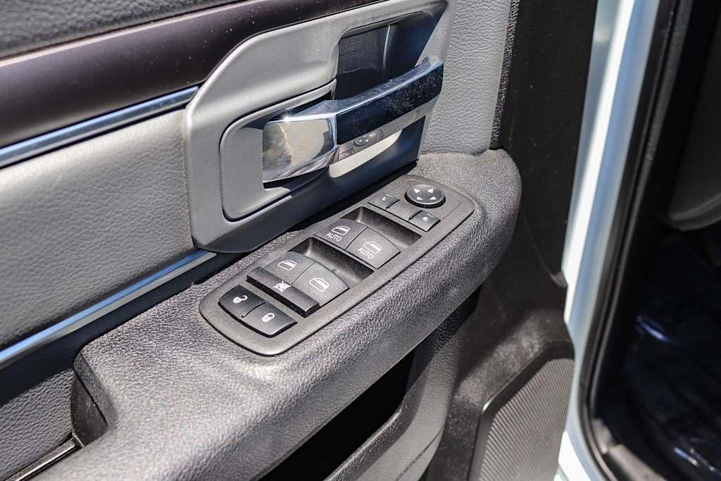 Thumbnail: 2023 RAM 1500 - 26