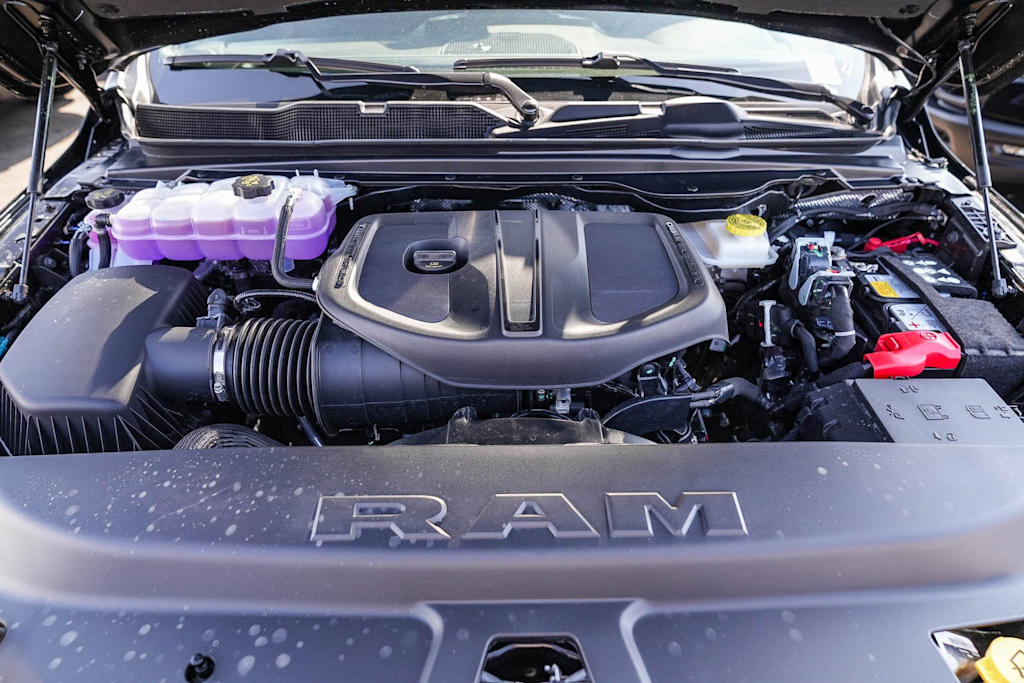 Thumbnail: 2026 RAM 1500 - 7