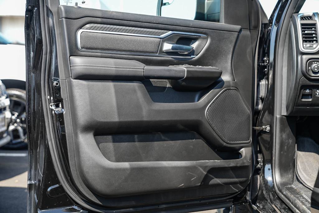 Thumbnail: 2026 RAM 1500 - 22