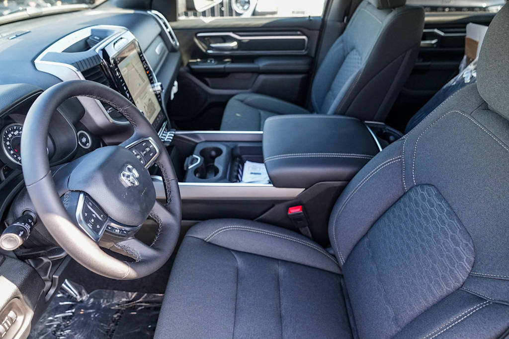 Thumbnail: 2026 RAM 1500 - 10