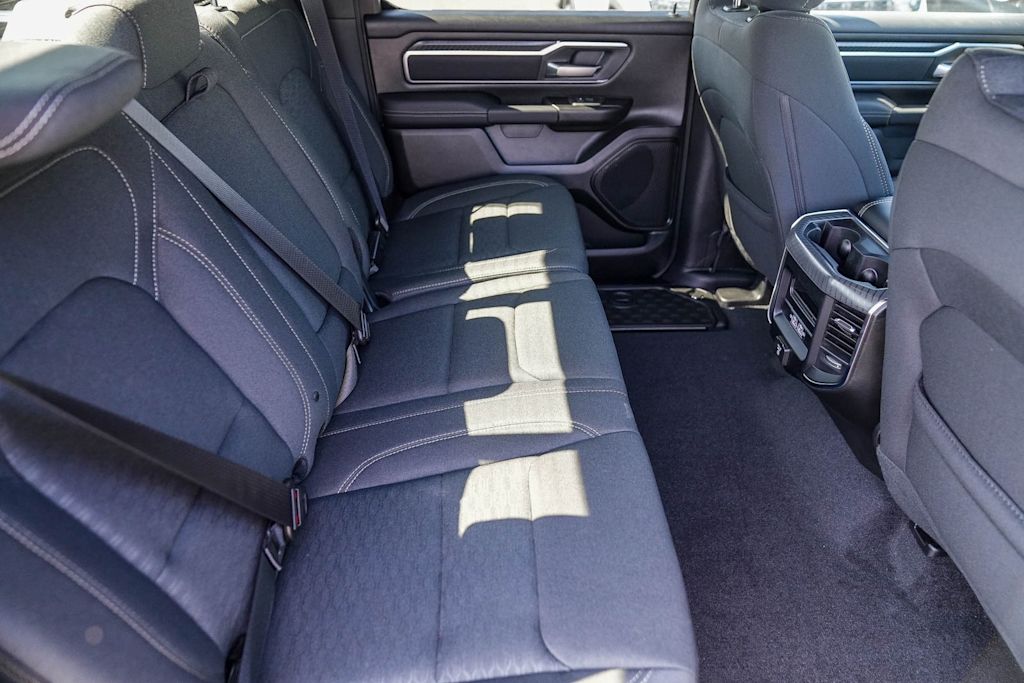 Thumbnail: 2026 RAM 1500 - 11