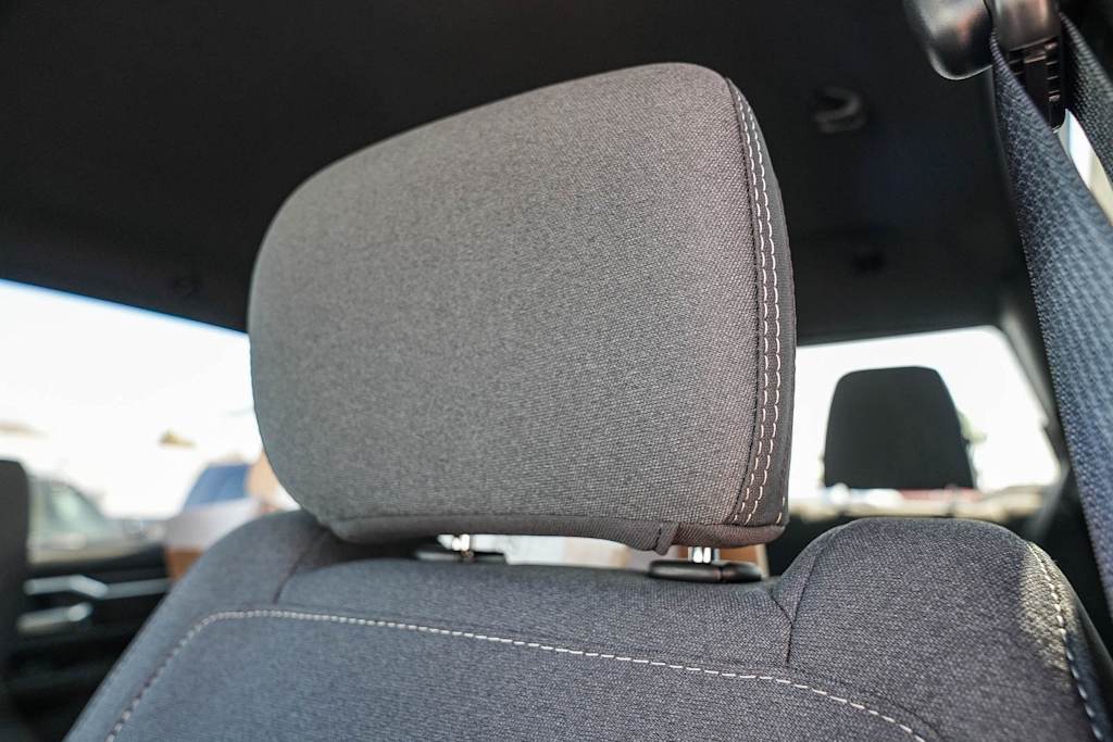 Thumbnail: 2026 RAM 1500 - 14