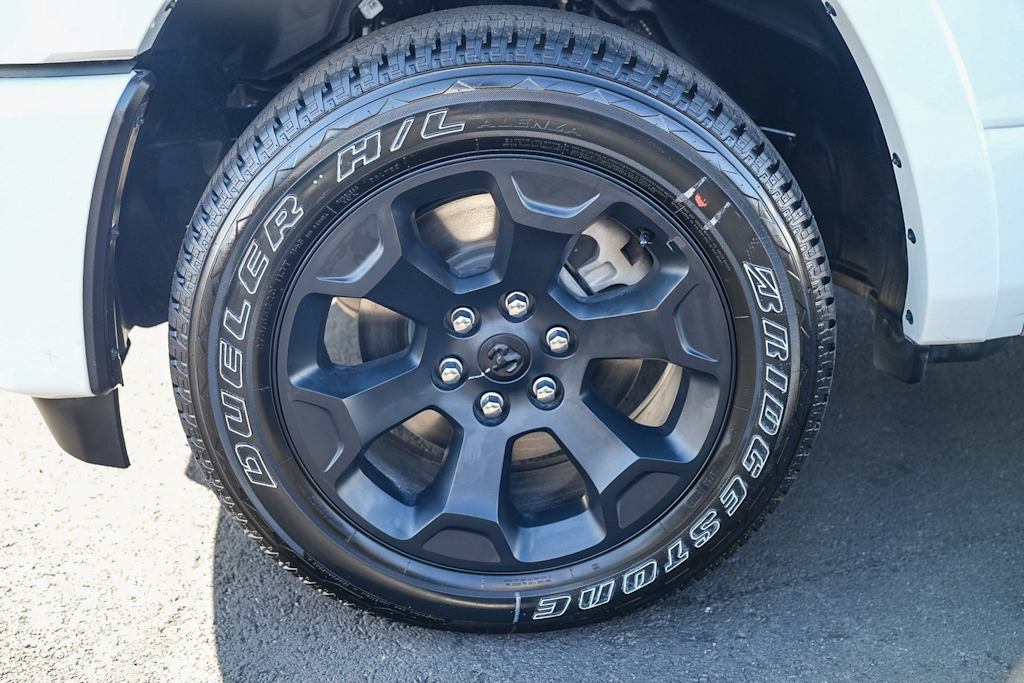 Thumbnail: 2026 RAM 1500 - 6