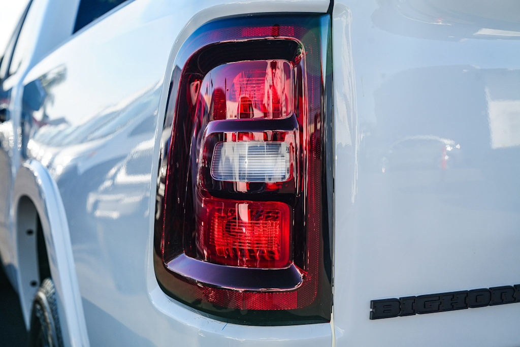 Thumbnail: 2026 RAM 1500 - 18