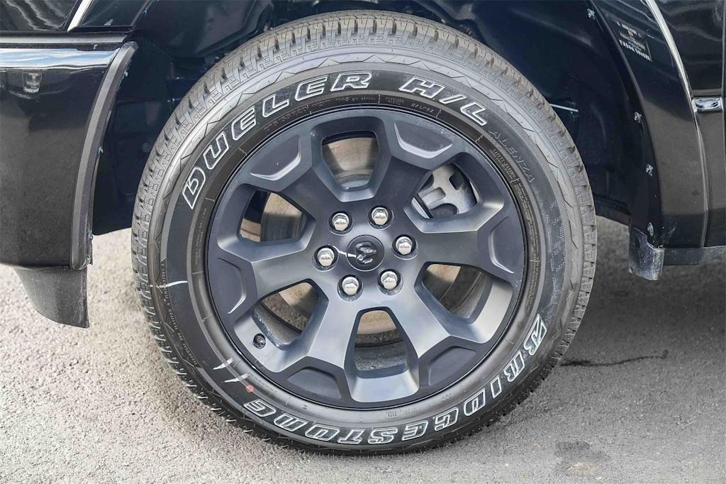 Thumbnail: 2026 RAM 1500 - 6