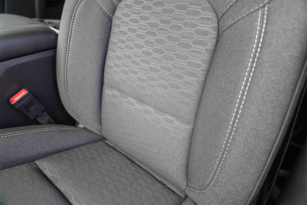 Thumbnail: 2026 RAM 1500 - 25